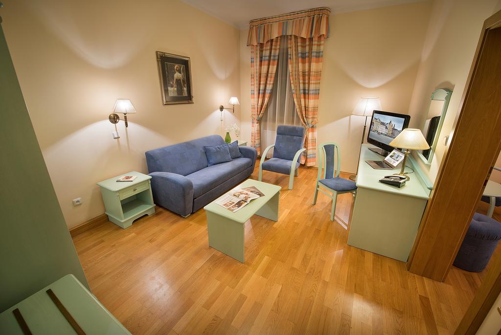 Old Town Bed & Breakfast Czeskie Budziejowice Zewnętrze zdjęcie